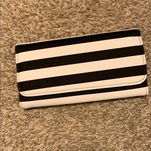 Kit from the Kloth Wallet